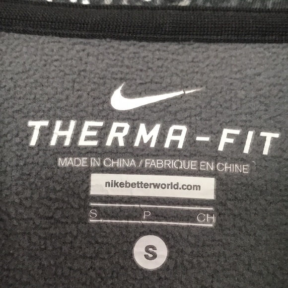 Nike Therm-Fit Swoosh Hoodie - Picture 4 of 8